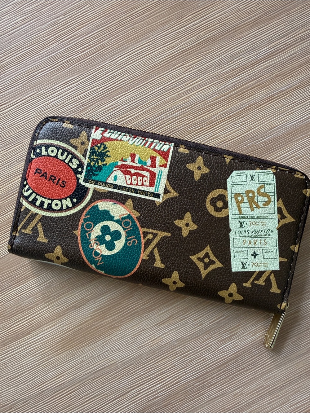 SS24 long wallet